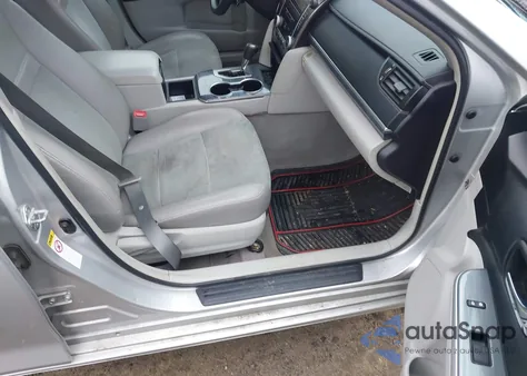 2012 Toyota Camry Hybrid Le z USA, uszkodzony, nr VIN 4T1BD1FK5CU012942